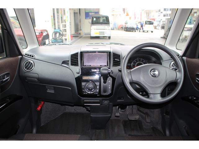 Nissan ROOX 2010-07 7806094-2