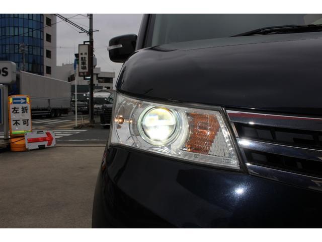 Nissan ROOX 2010-07 7806094-9