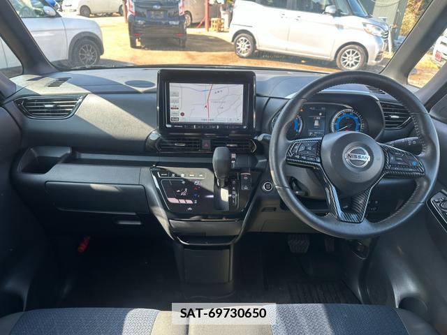 Nissan ROOX 2021-10 7806464-3