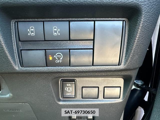 Nissan ROOX 2021-10 7806464-6
