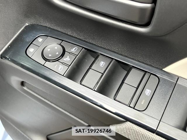 Nissan ROOX 2026-03 7809816-13