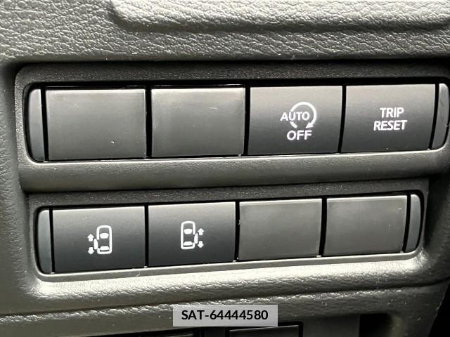 Nissan ROOX 2026-03 7809817-6