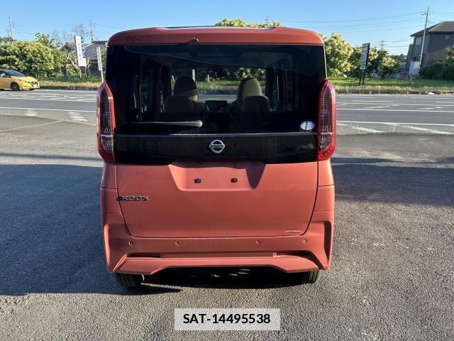 Nissan ROOX 2020-10 7810053-1