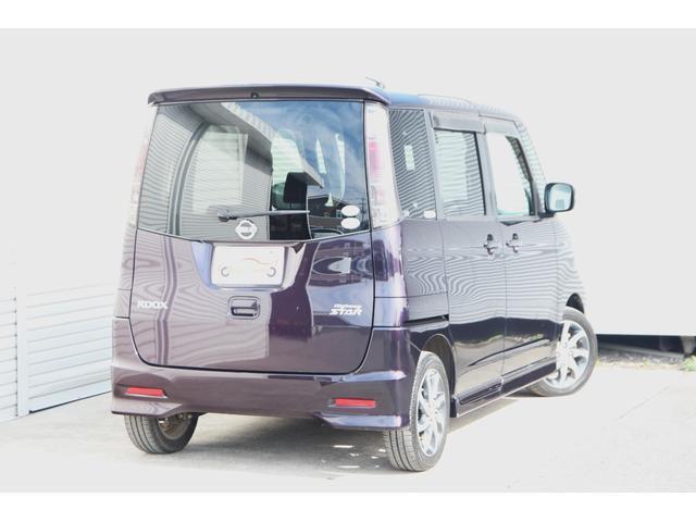 Nissan ROOX 2011-02 7810687-2