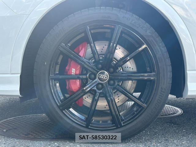 Audi RS Q3 2021-08 7807014-8
