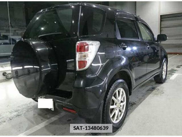 Toyota RUSH 2012-11 7807839-1