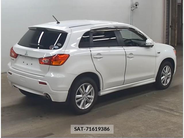 Mitsubishi RVR 2011-06 7793871-1
