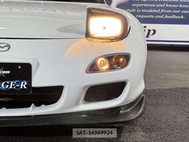 Mazda RX-7 2002-03 7803650-17