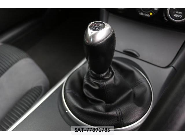 Mazda RX-8 2004-02 7797743-14