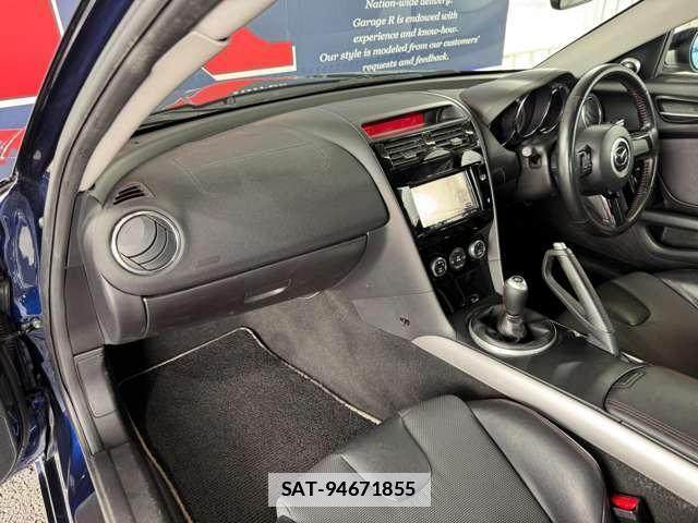 Mazda RX-8 2010-09 7803665-11