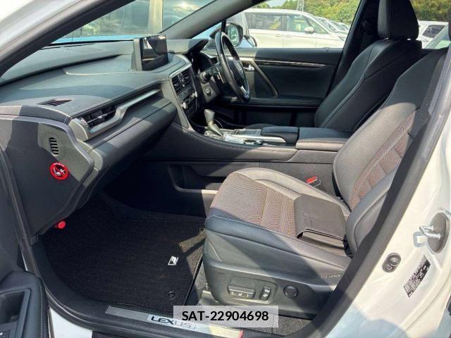 Lexus RX 2021-05 7794112-14