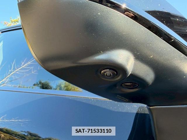 Lexus RX 2023-02 7794347-14