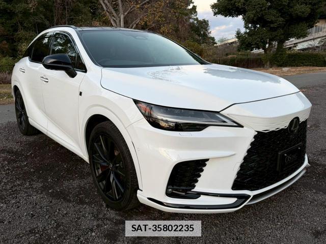 Lexus RX 2023-04 7794358-10