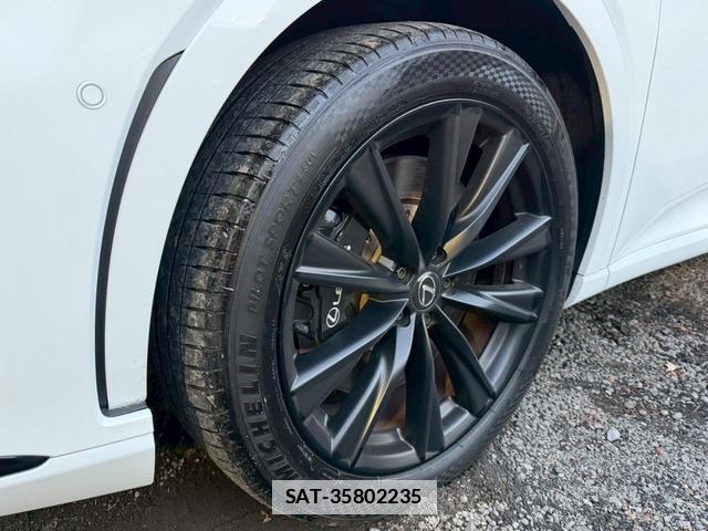 Lexus RX 2023-04 7794358-14