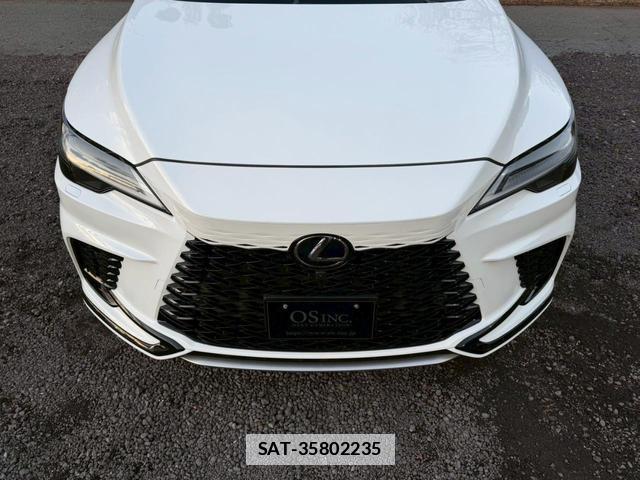 Lexus RX 2023-04 7794358-16