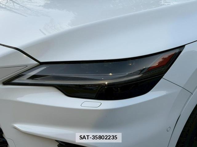 Lexus RX 2023-04 7794358-4