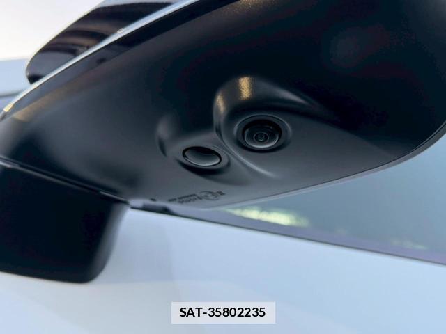 Lexus RX 2023-04 7794358-6
