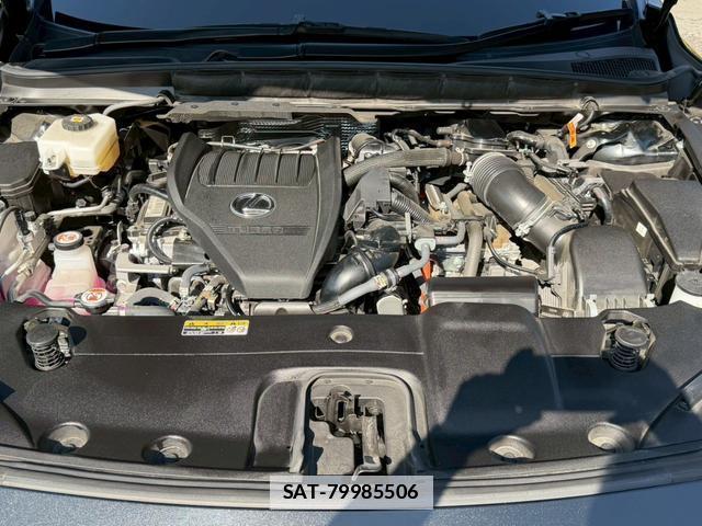 Lexus RX 2023-05 7794371-8