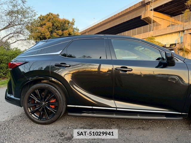 Lexus RX 2023-04 7794402-10