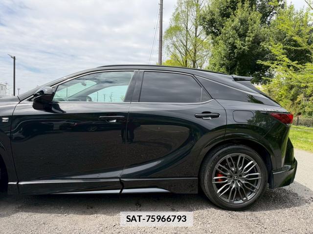 Lexus RX 2023-05 7794412-10