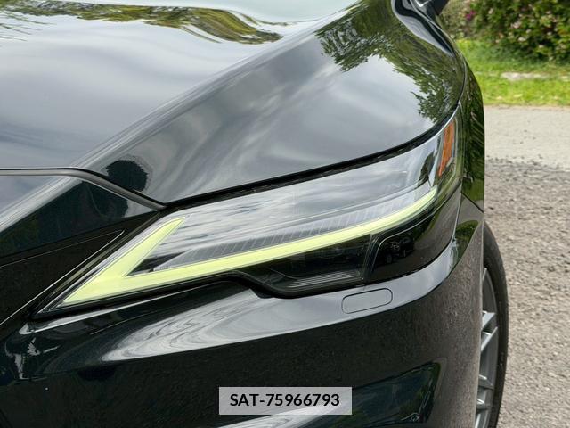 Lexus RX 2023-05 7794412-3