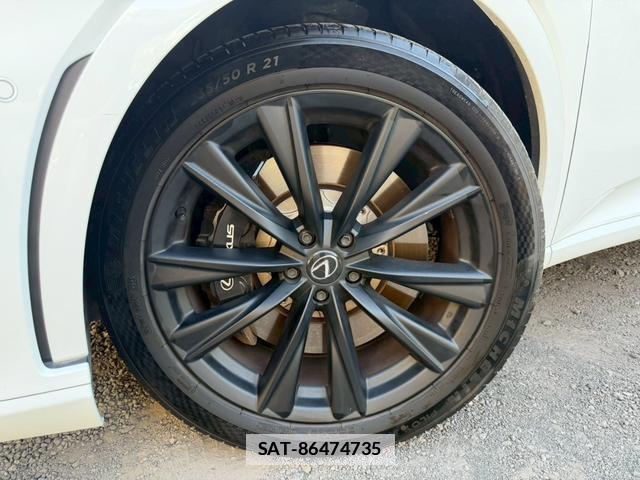 Lexus RX 2023-08 7794429-7