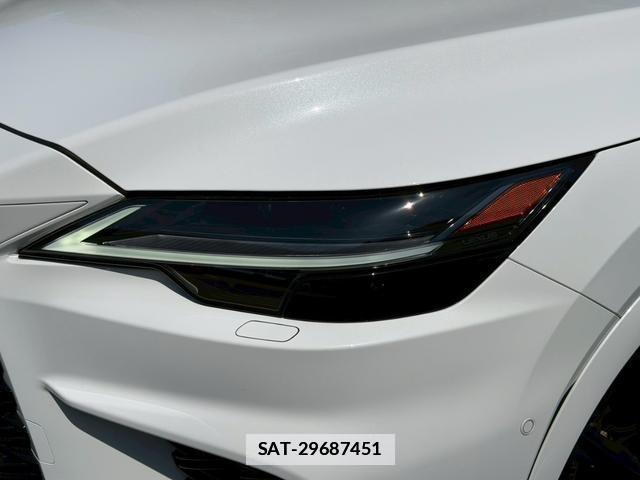 Lexus RX 2023-08 7794439-3