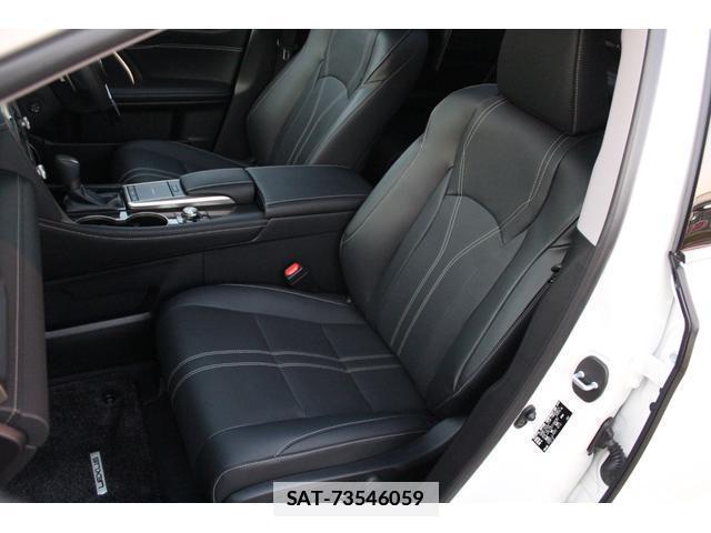 Lexus RX 2019-10 7799649-6
