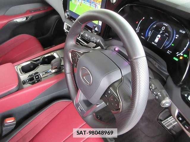 Lexus RX 2023-06 7802153-11