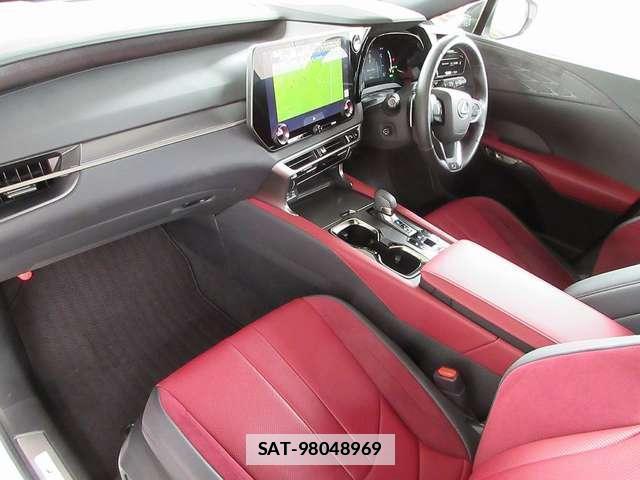 Lexus RX 2023-06 7802153-14