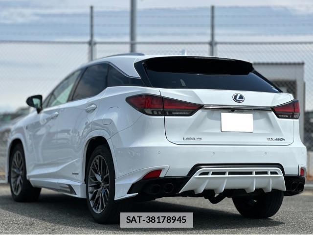 Lexus RX 2021-02 7802402-1
