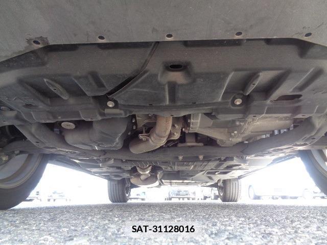 Lexus RX 2017-08 7802904-11