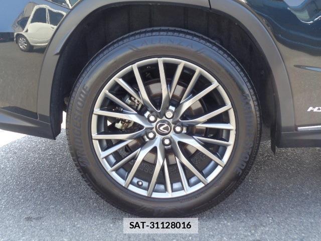 Lexus RX 2017-08 7802904-14