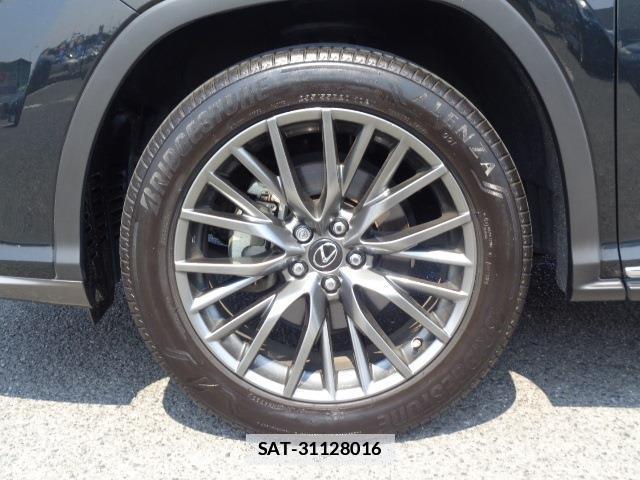 Lexus RX 2017-08 7802904-16