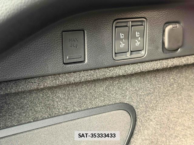 Lexus RX 2023-10 7803757-17