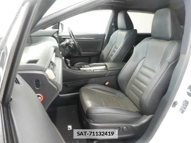 Lexus RX 2016-05 7810874-16