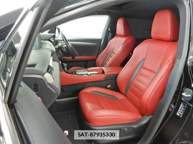 Lexus RX 2020-02 7810884-16