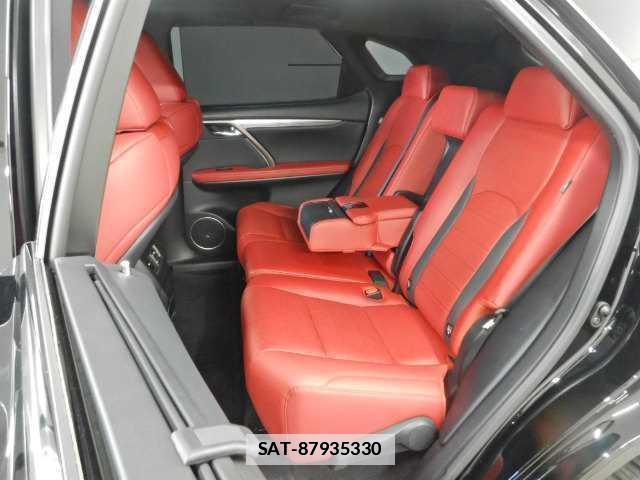 Lexus RX 2020-02 7810884-17
