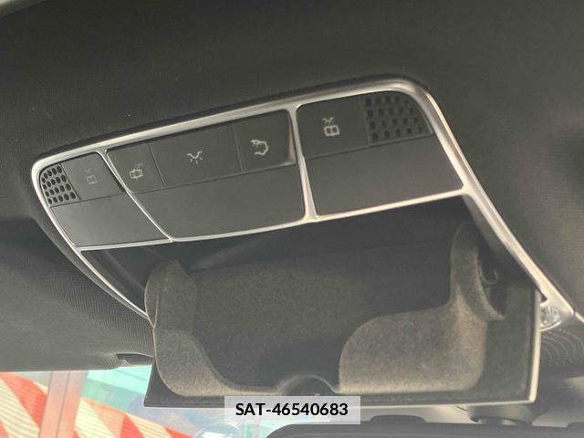 Mercedes Benz S-CLASS 2015-12 7801774-10