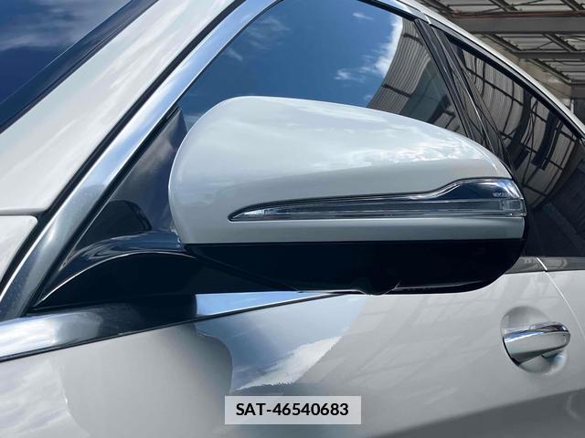Mercedes Benz S-CLASS 2015-12 7801774-15