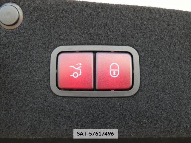 Mercedes Benz S-CLASS 2020-07 7806307-18