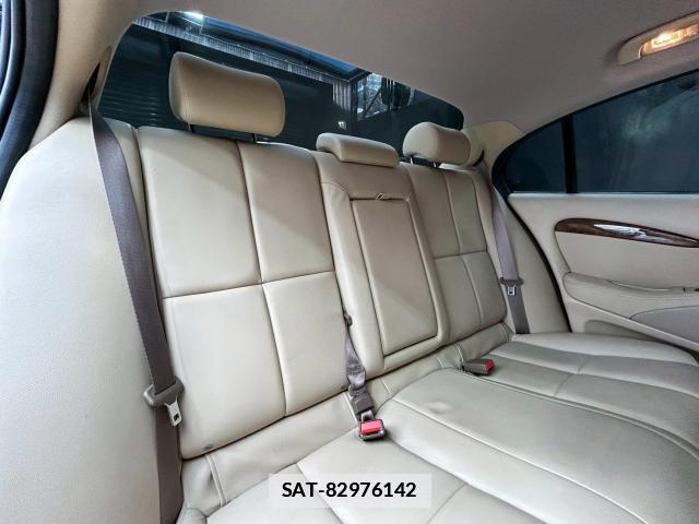 Jaguar S-TYPE 2005-03 7805687-13