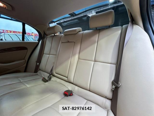 Jaguar S-TYPE 2005-03 7805687-15