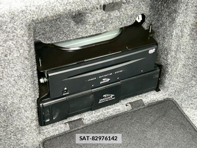 Jaguar S-TYPE 2005-03 7805687-17