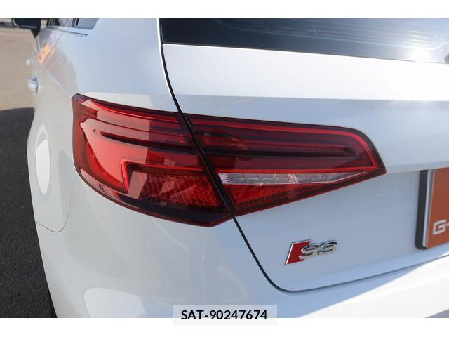 Audi S3 2017-05 7809472-14