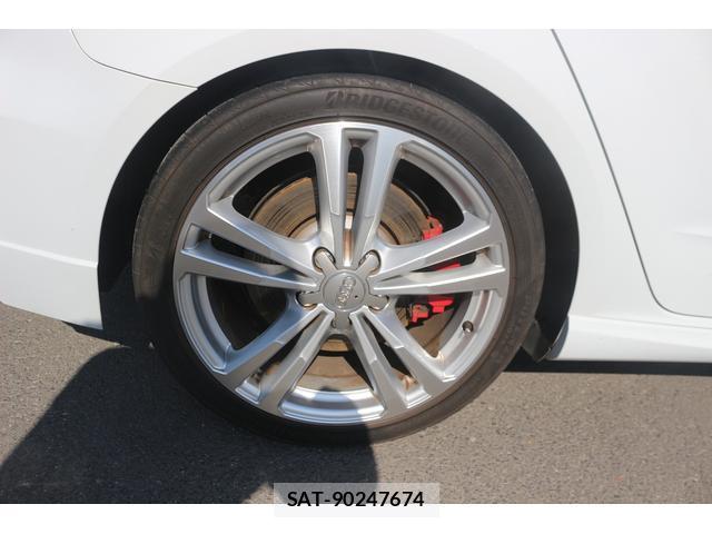 Audi S3 2017-05 7809472-17
