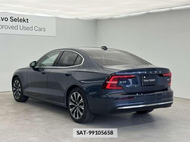Volvo S60 2023-07 7801963-14