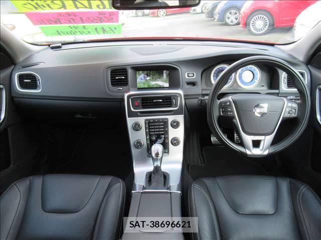 Volvo S60 2013-05 7802653-3