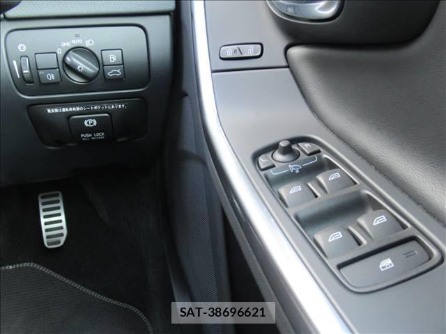Volvo S60 2013-05 7802653-6