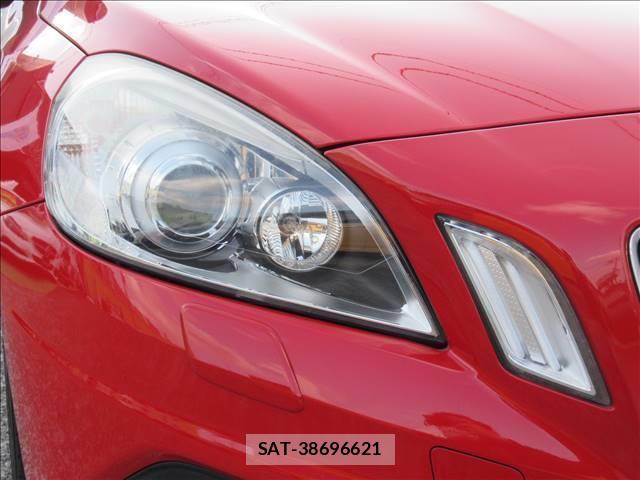 Volvo S60 2013-05 7802653-9